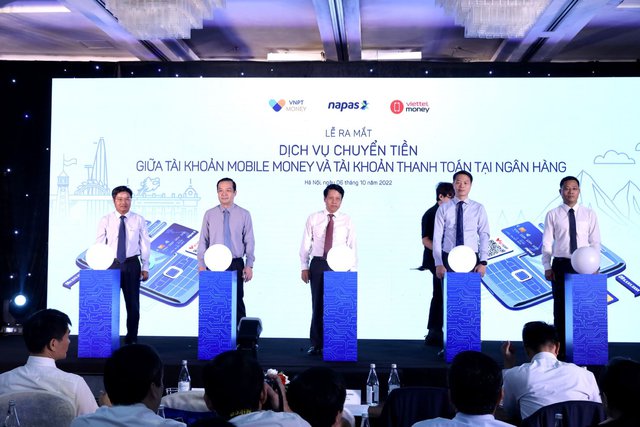 Ra mắt dịch vụ chuyển tiền giữa tài khoản Mobile Money và tài khoản thanh toán ngân hàng