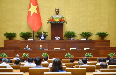 Quốc hội thông qua