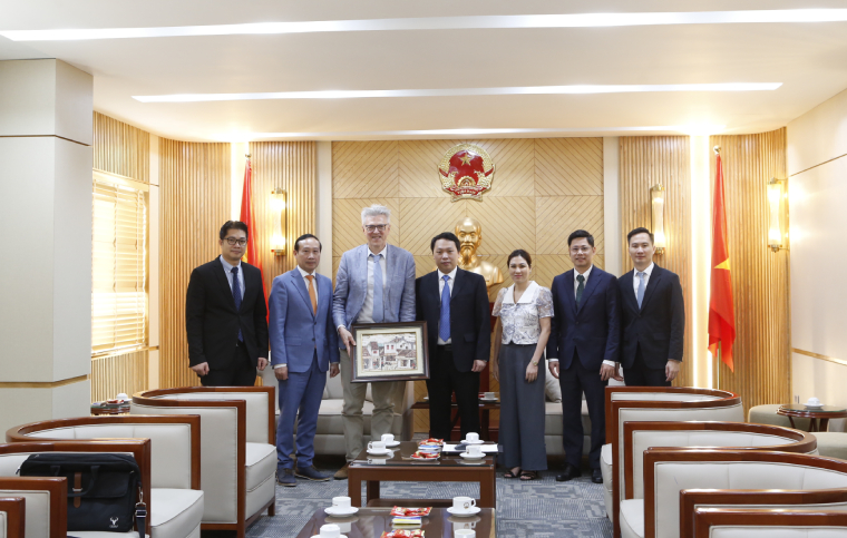 Bộ TT&TT và IMEC hợp tác trong lĩnh vực thiết kế vi mạch