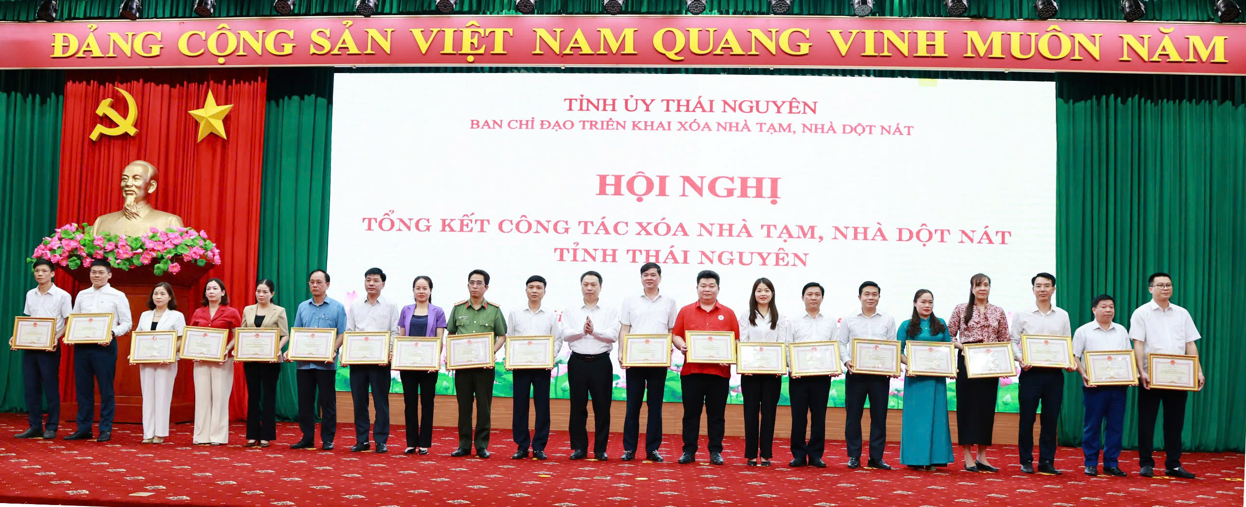 Trung tâm Công nghệ Thông tin và Truyền thông tỉnh Thái Nguyên: Đẩy mạnh chuyển đổi số trong chương trình xóa nhà tạm, nhà dột nát.