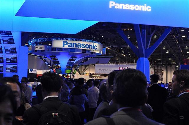 cescrowd2panasonic 130283
