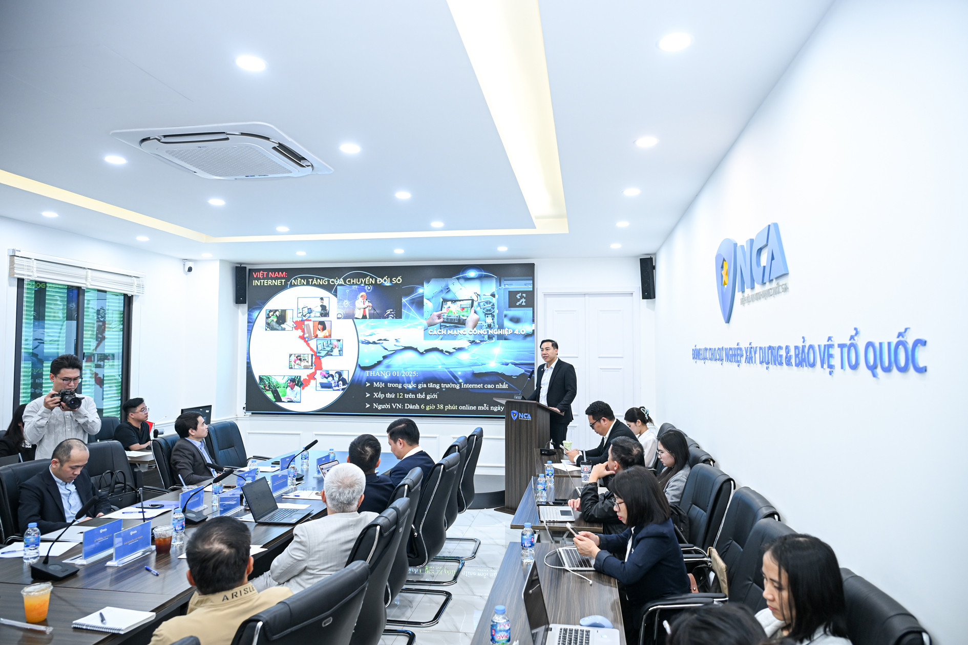 hiep hoi an ninh mang 2708