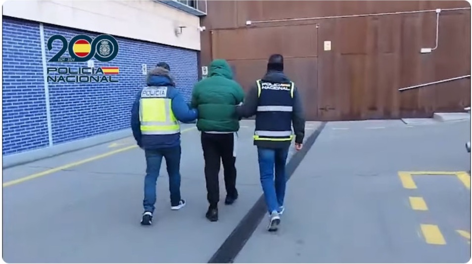 Hacker 19 tuổi đánh cắp 64 triệu dữ liệu cá nhân