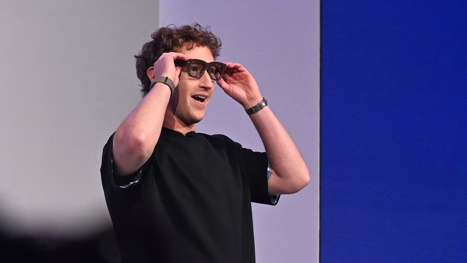 Kính AI của Zuckerberg bị cáo buộc ‘xem trộm’ hình ảnh riêng tư đến mức gây sốc